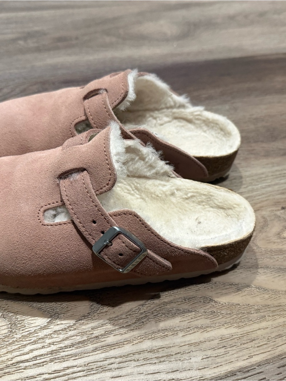 Birkenstock Suede Faux-Fur Lined Clog Mule in Mauve Pink